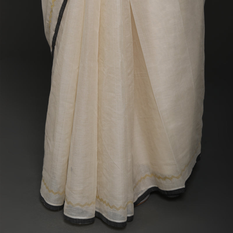 Venkatagiri Chevron 3 Cotton White With Black Selvedge